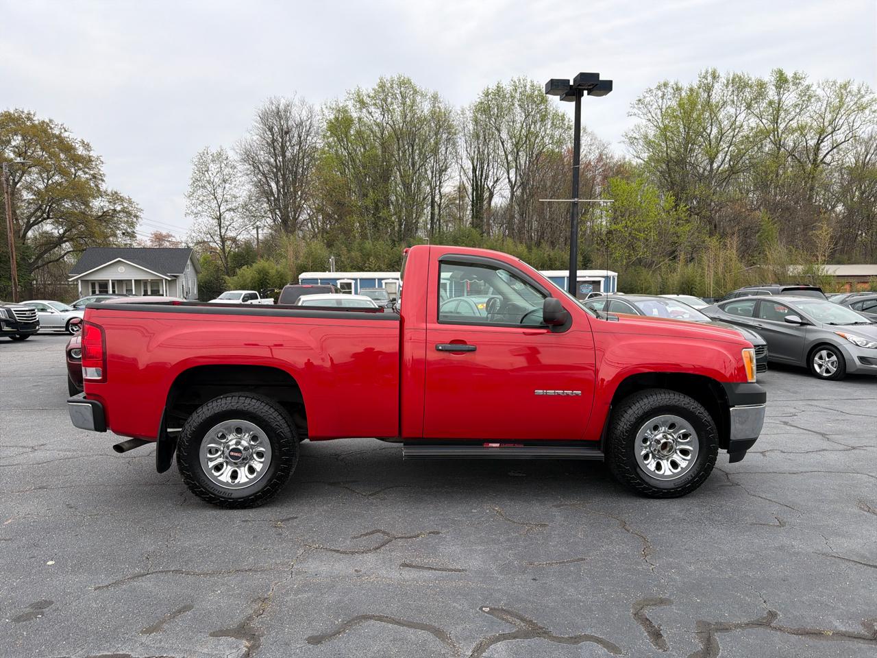 GMC Sierra 1500 2WD Reg Cab 119.0" Work Truck 2011