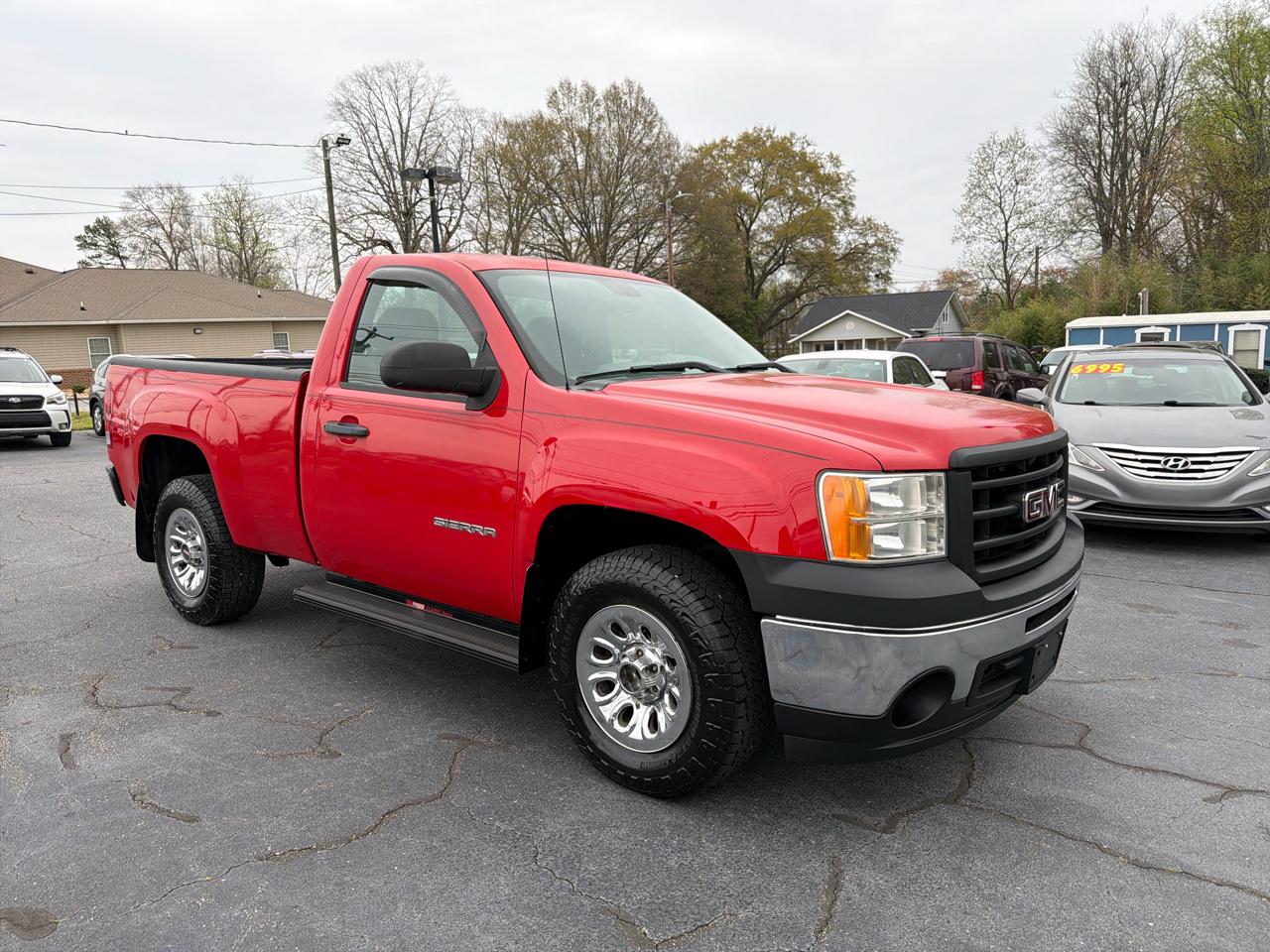 GMC Sierra 1500 2WD Reg Cab 119.0" Work Truck 2011