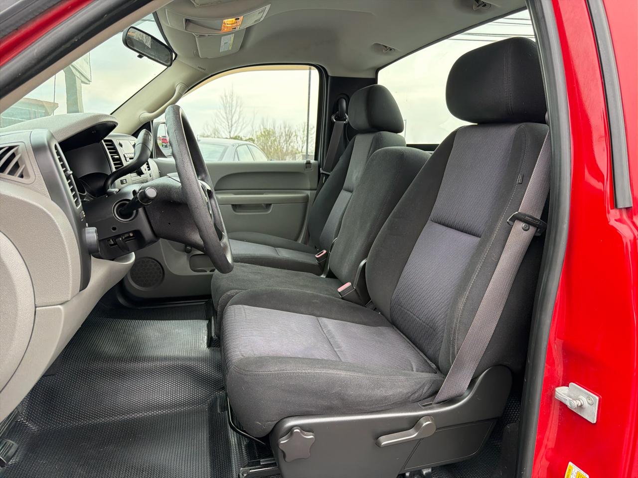 GMC Sierra 1500 2WD Reg Cab 119.0" Work Truck 2011