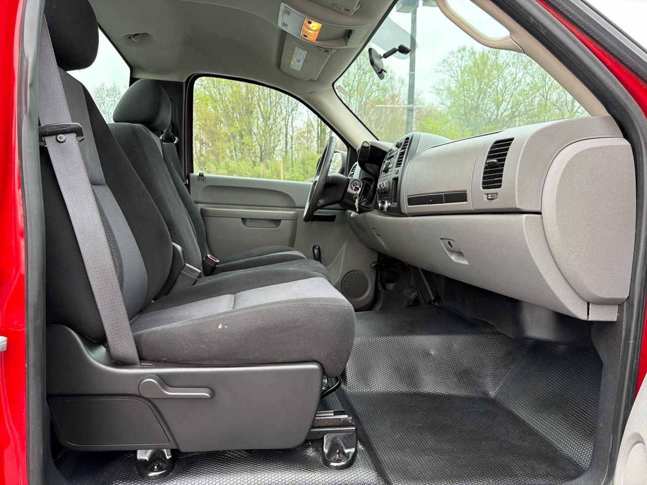 GMC Sierra 1500 2WD Reg Cab 119.0" Work Truck 2011