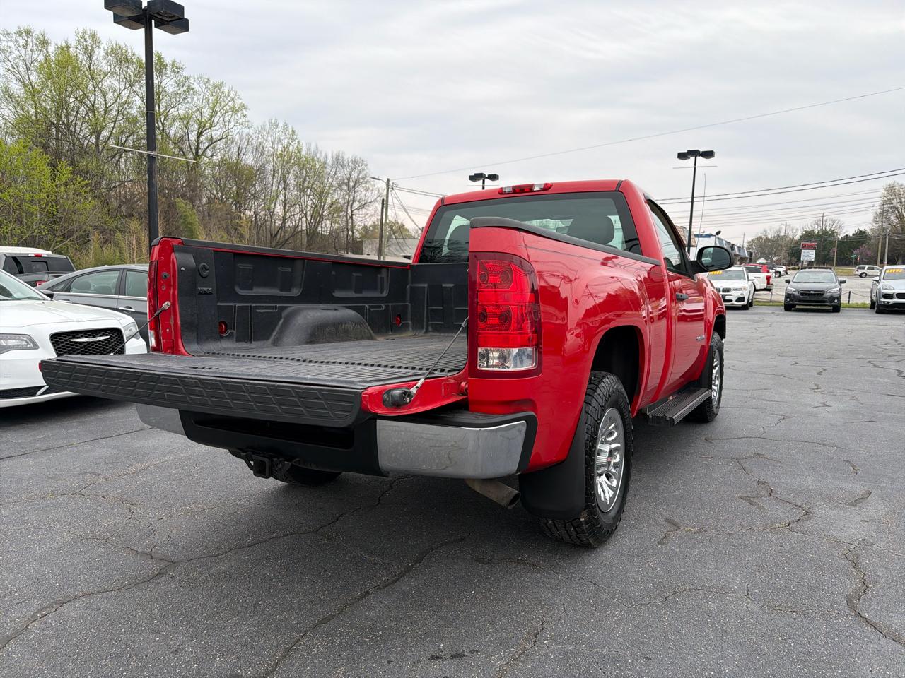 GMC Sierra 1500 2WD Reg Cab 119.0" Work Truck 2011