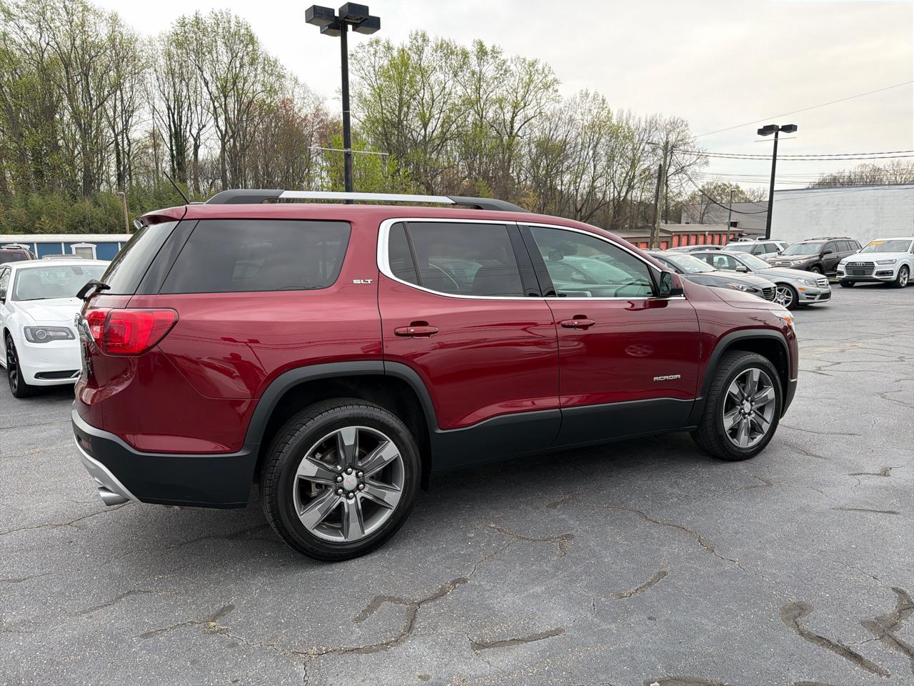 GMC Acadia FWD 4dr SLT w/SLT-2 2017