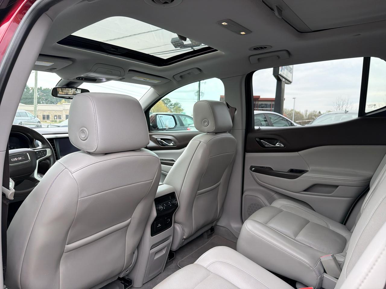 GMC Acadia FWD 4dr SLT w/SLT-2 2017