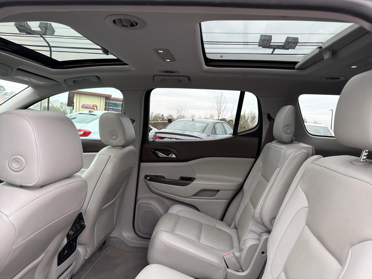 GMC Acadia FWD 4dr SLT w/SLT-2 2017