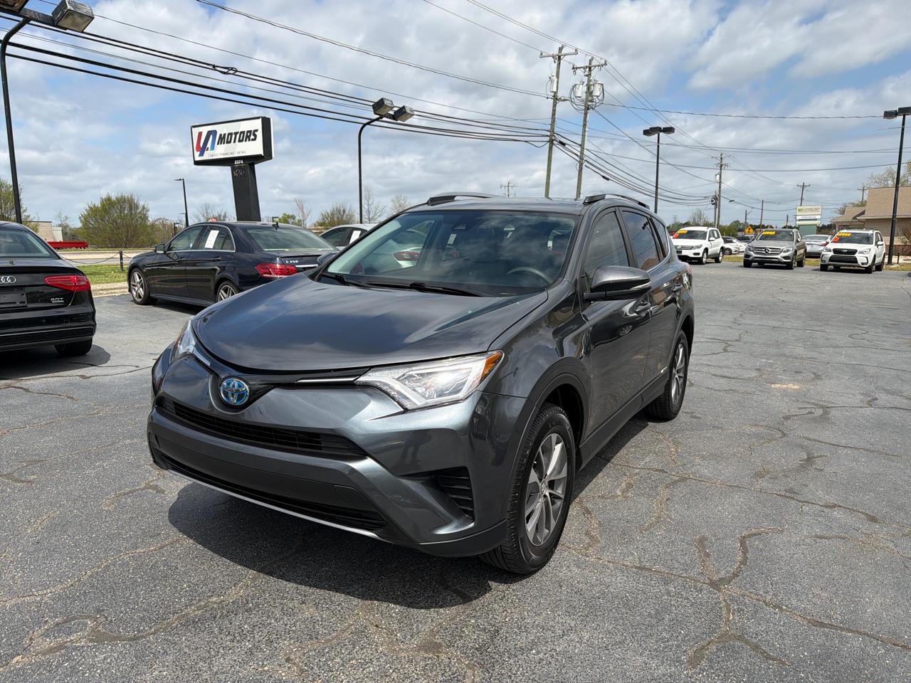 Toyota RAV4 Hybrid LE AWD (Natl) 2018