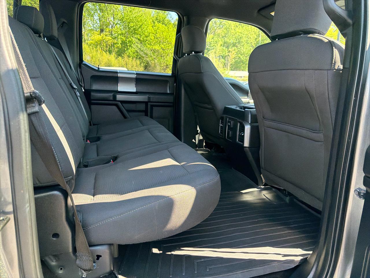 Ford F-150 2WD SuperCrew 157" King Ranch 2015