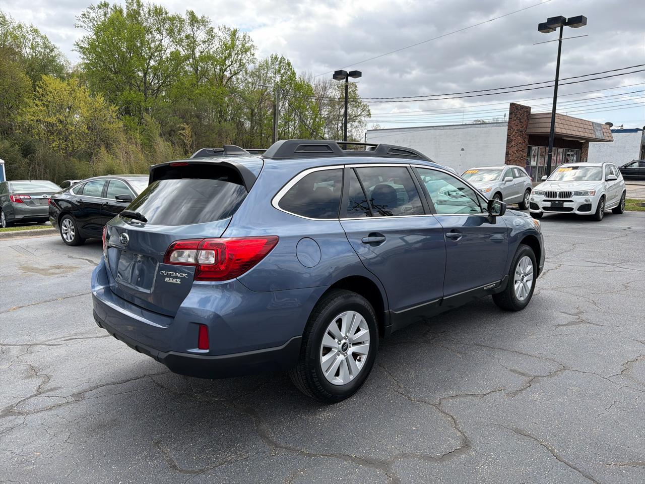 Subaru Outback 4dr Wgn 2.5i Premium PZEV 2016