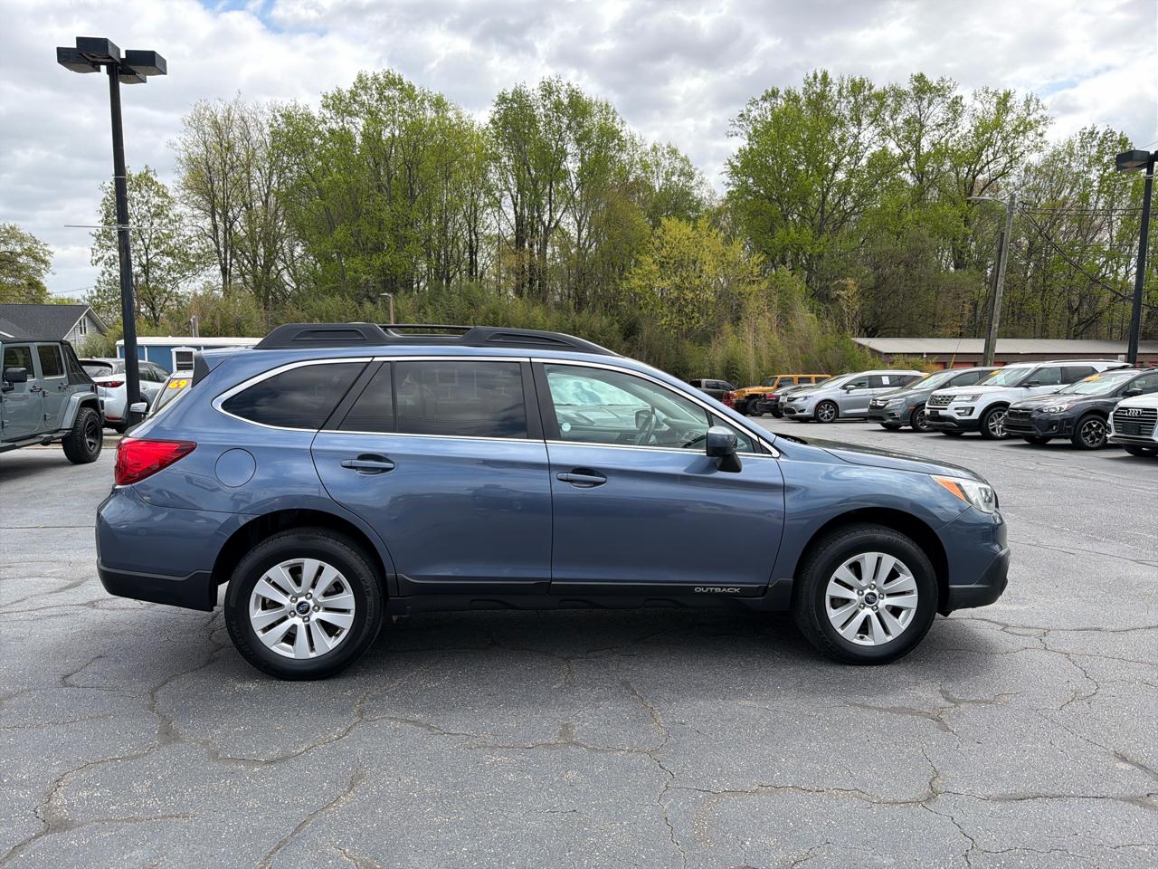 Subaru Outback 4dr Wgn 2.5i Premium PZEV 2016