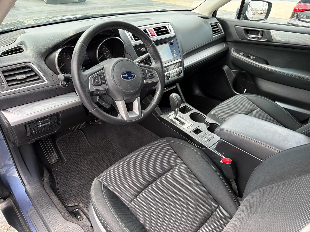 Subaru Outback 4dr Wgn 2.5i Premium PZEV 2016