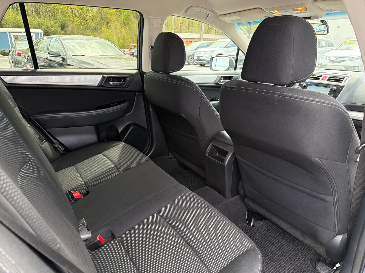 Subaru Outback 4dr Wgn 2.5i Premium PZEV 2016