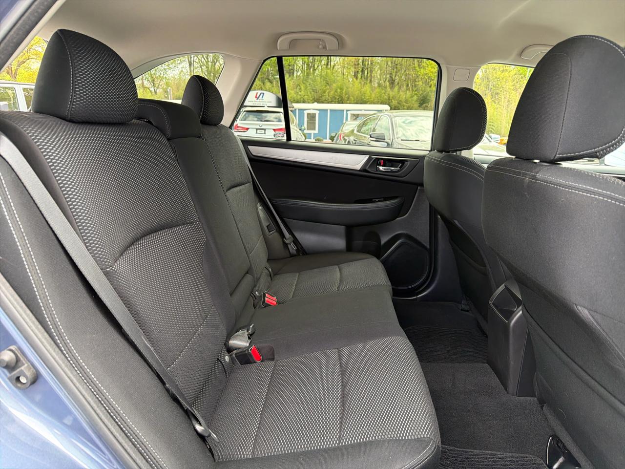 Subaru Outback 4dr Wgn 2.5i Premium PZEV 2016