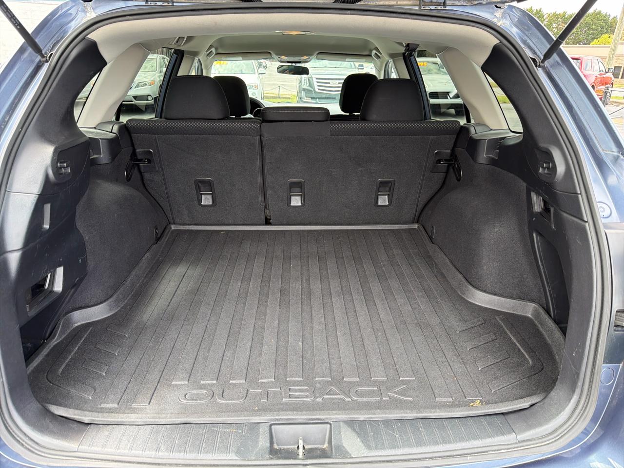 Subaru Outback 4dr Wgn 2.5i Premium PZEV 2016