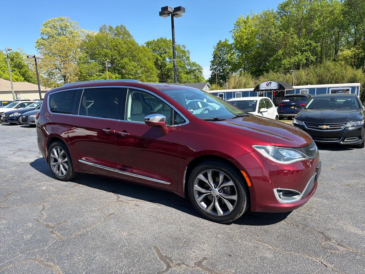 Chrysler Pacifica Limited FWD 2017