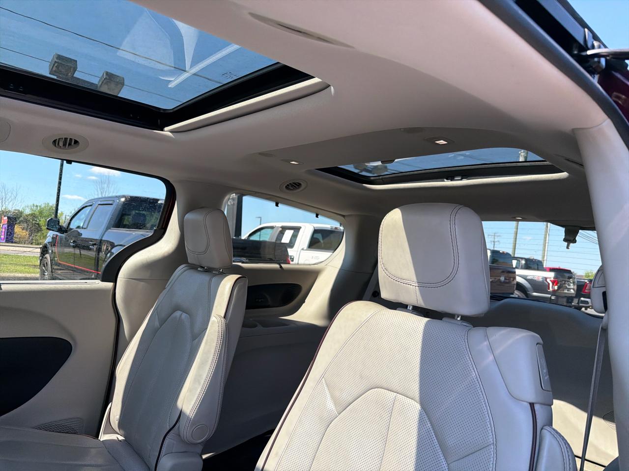 Chrysler Pacifica Limited FWD 2017