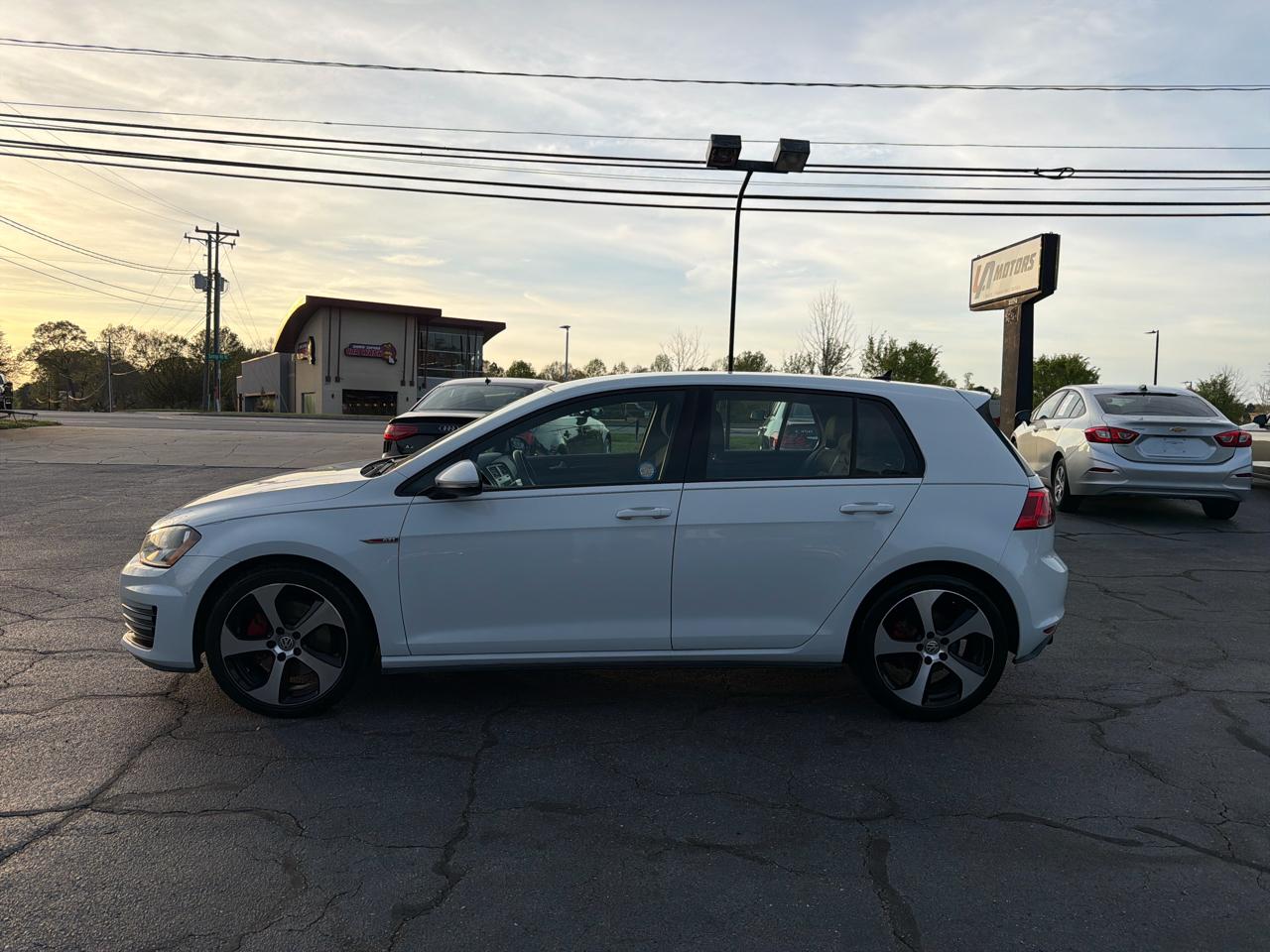 Volkswagen Golf GTI 4dr HB DSG Autobahn 2016