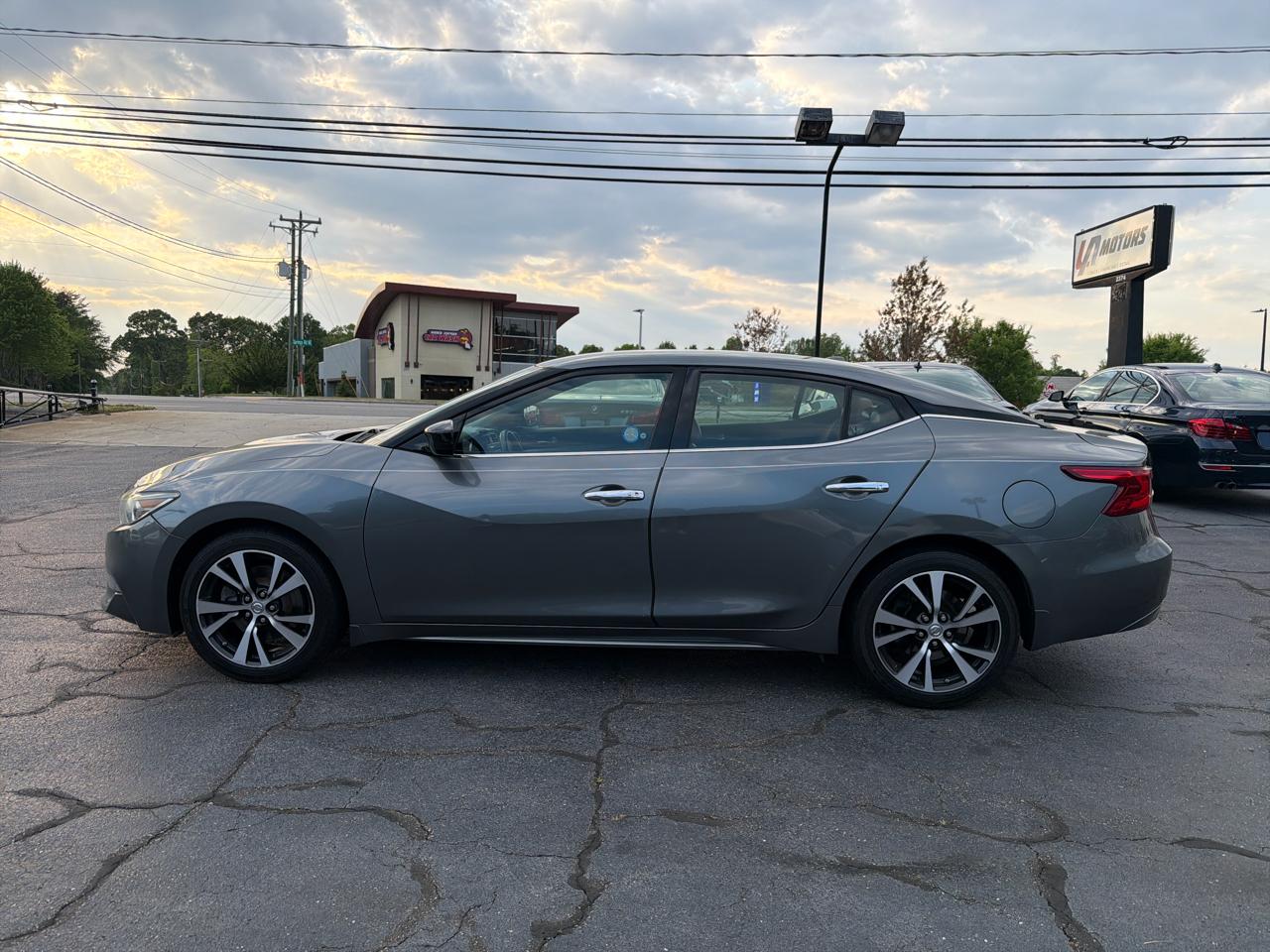 Nissan Maxima 4dr Sdn 3.5 S 2016