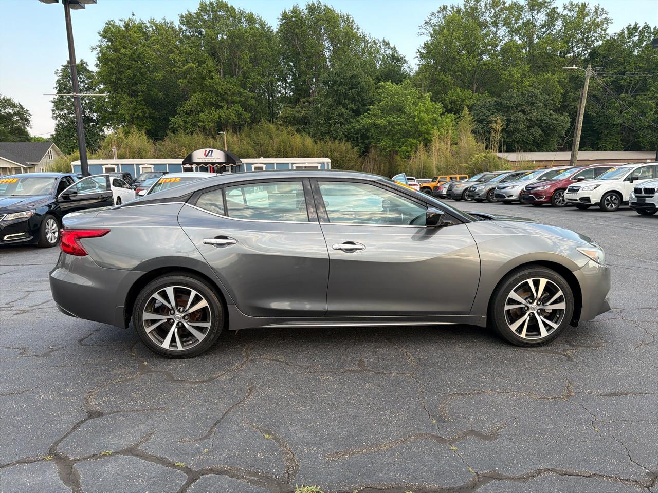 Nissan Maxima 4dr Sdn 3.5 S 2016
