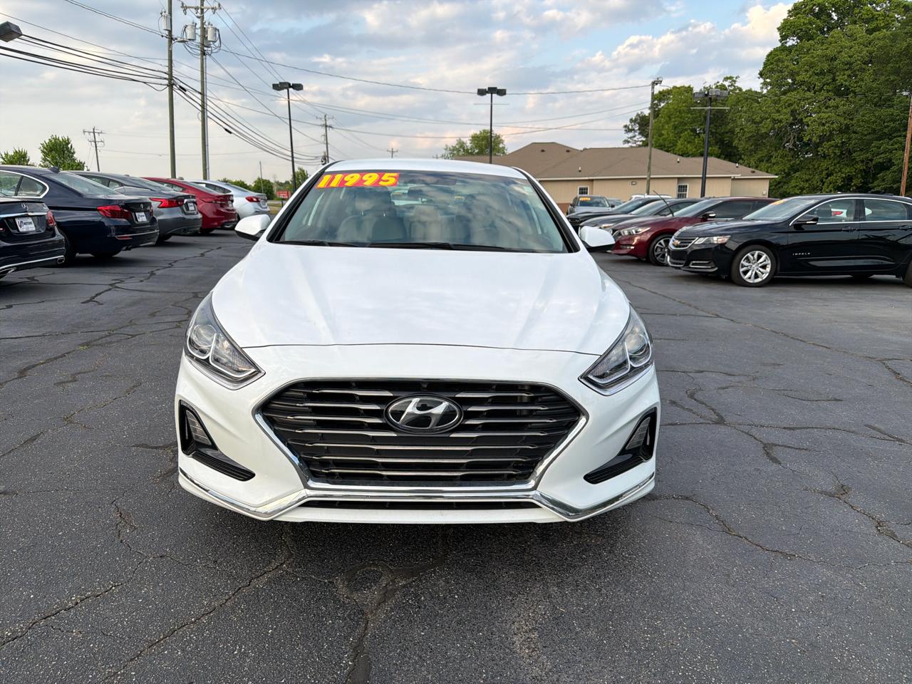 Hyundai Sonata SE 2.4L 2019