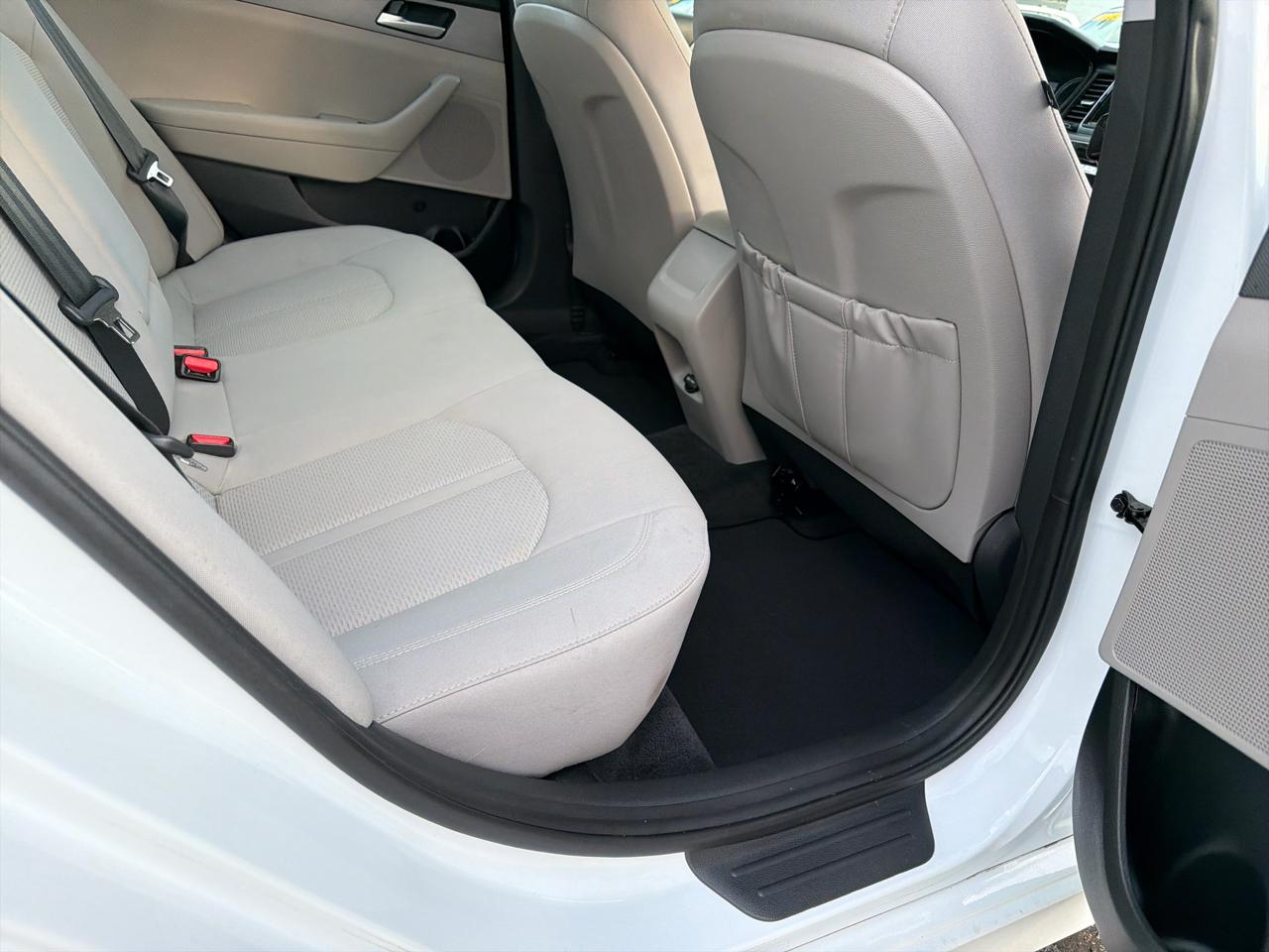 Hyundai Sonata SE 2.4L 2019