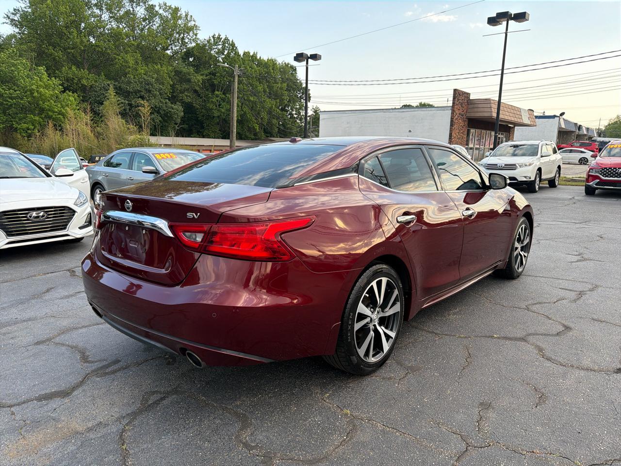 Nissan Maxima SV 3.5L *Ltd Avail* 2017