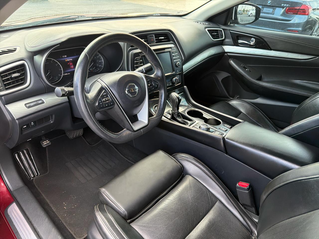 Nissan Maxima SV 3.5L *Ltd Avail* 2017