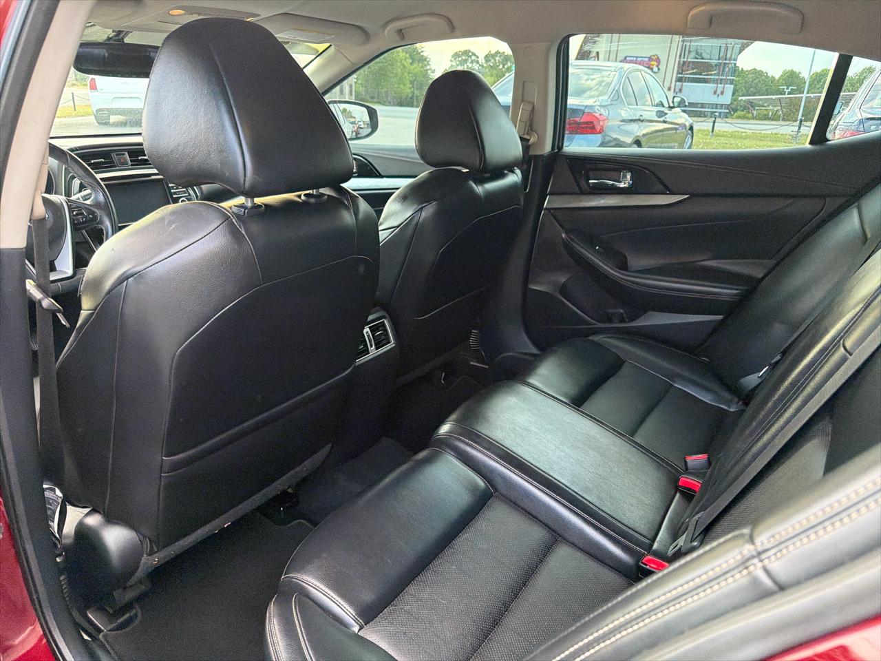 Nissan Maxima SV 3.5L *Ltd Avail* 2017