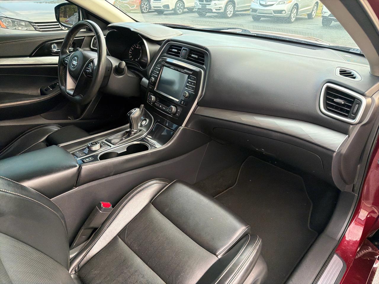 Nissan Maxima SV 3.5L *Ltd Avail* 2017