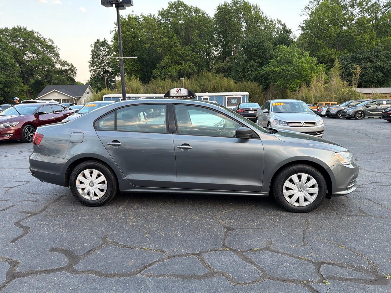 Volkswagen Jetta Sedan 4dr Auto 1.4T S 2016