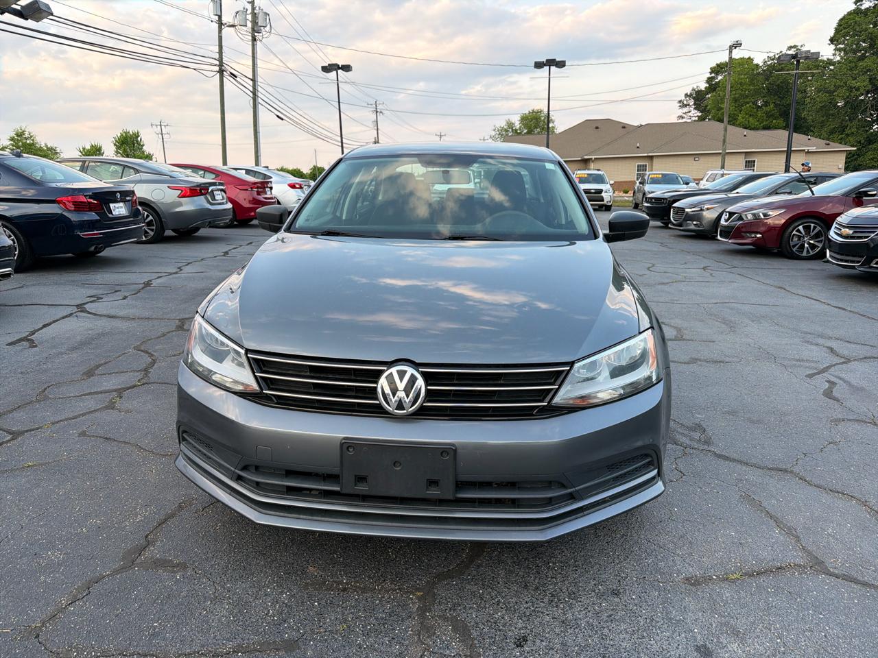 Volkswagen Jetta Sedan 4dr Auto 1.4T S 2016