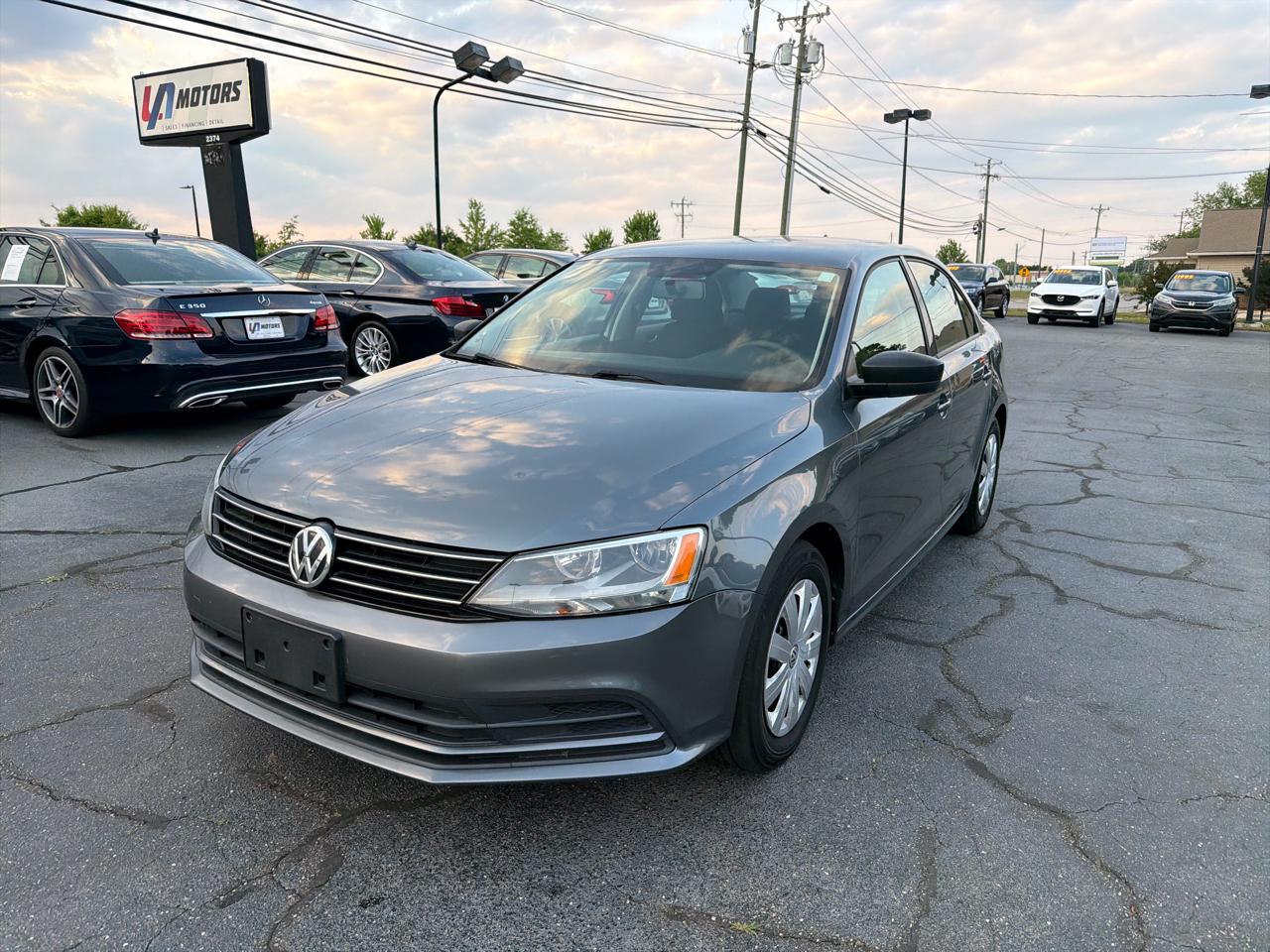 Volkswagen Jetta Sedan 4dr Auto 1.4T S 2016