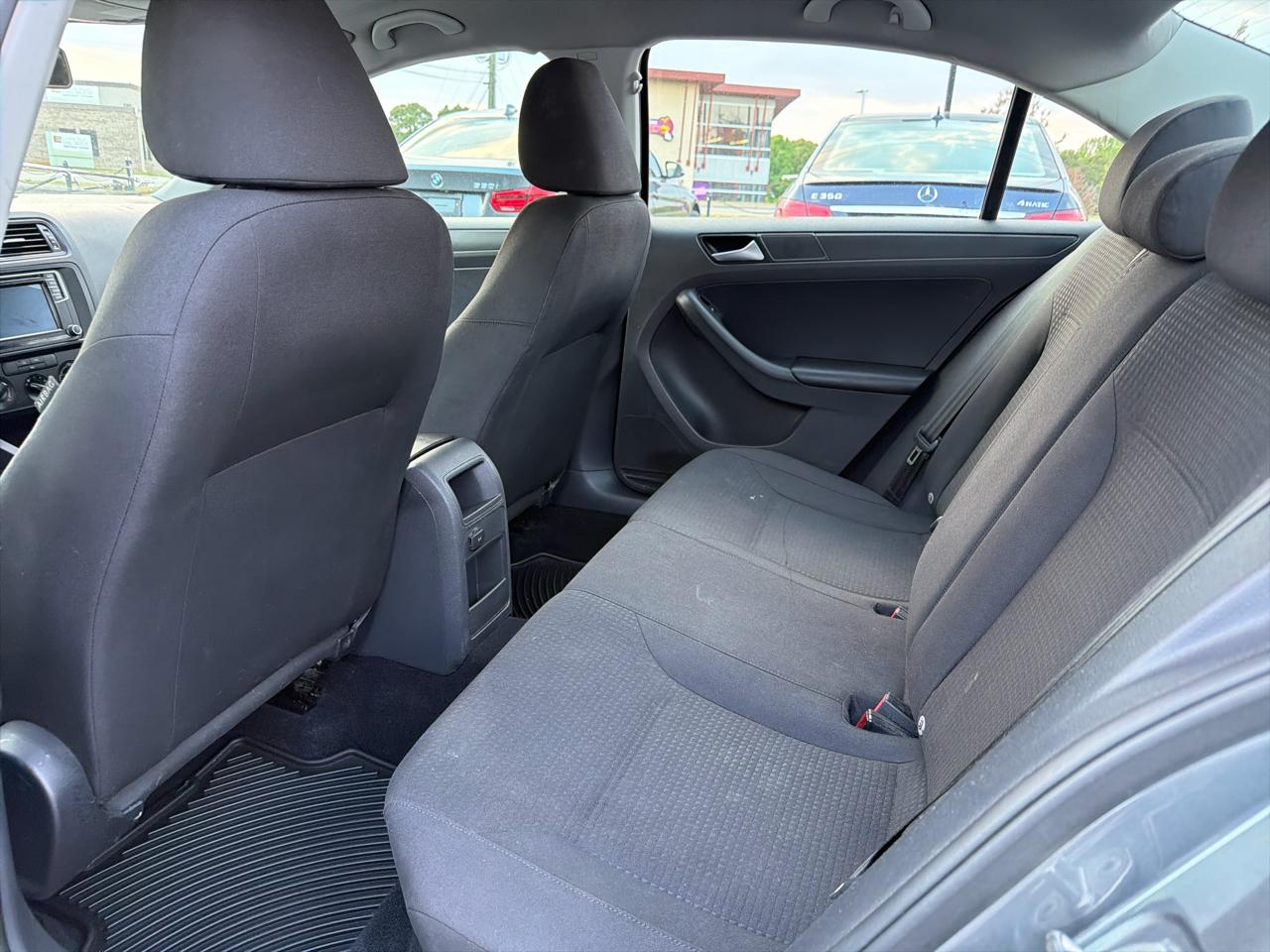 Volkswagen Jetta Sedan 4dr Auto 1.4T S 2016