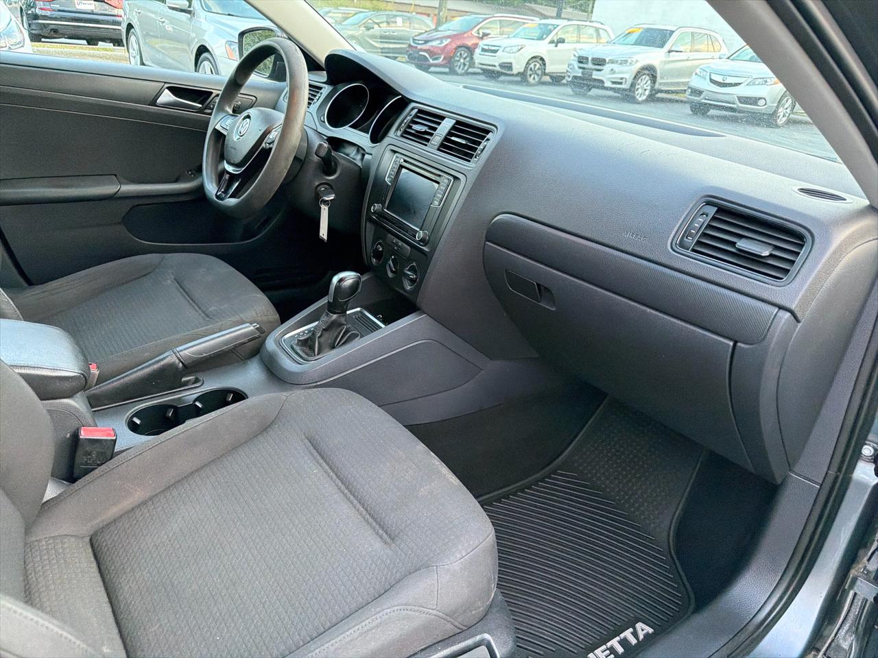 Volkswagen Jetta Sedan 4dr Auto 1.4T S 2016