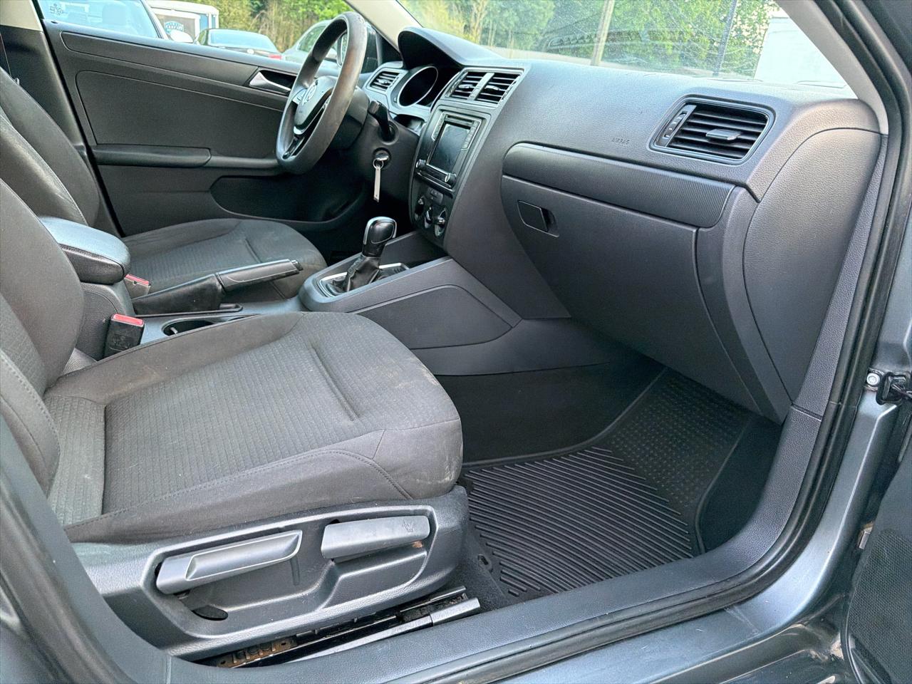 Volkswagen Jetta Sedan 4dr Auto 1.4T S 2016