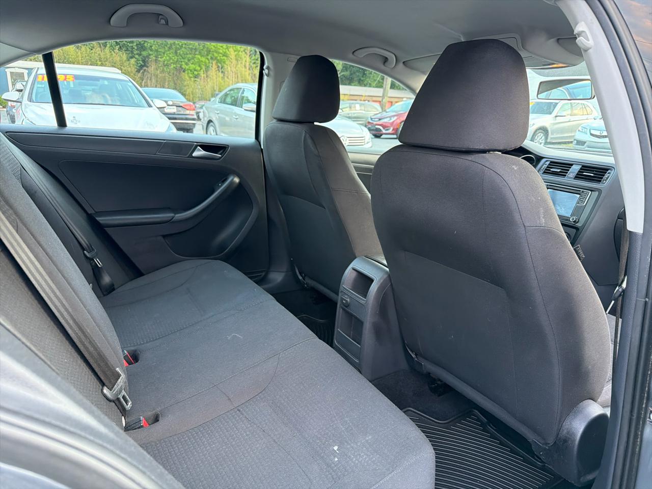 Volkswagen Jetta Sedan 4dr Auto 1.4T S 2016