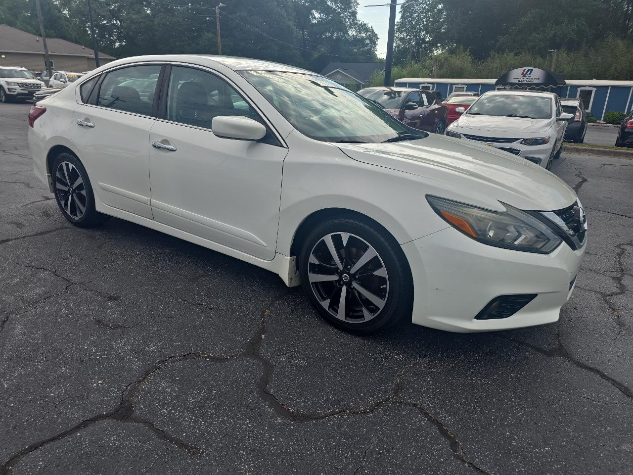 Nissan Altima 2.5 SR Sedan 2018