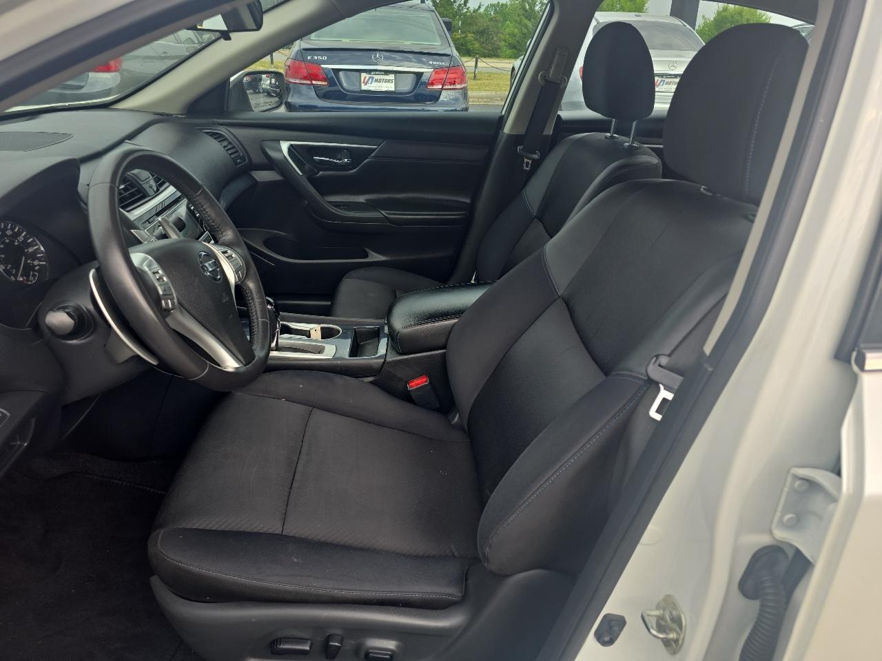 Nissan Altima 2.5 SR Sedan 2018