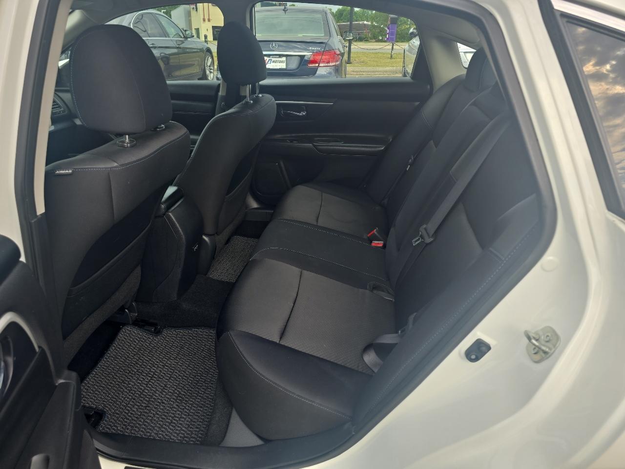 Nissan Altima 2.5 SR Sedan 2018