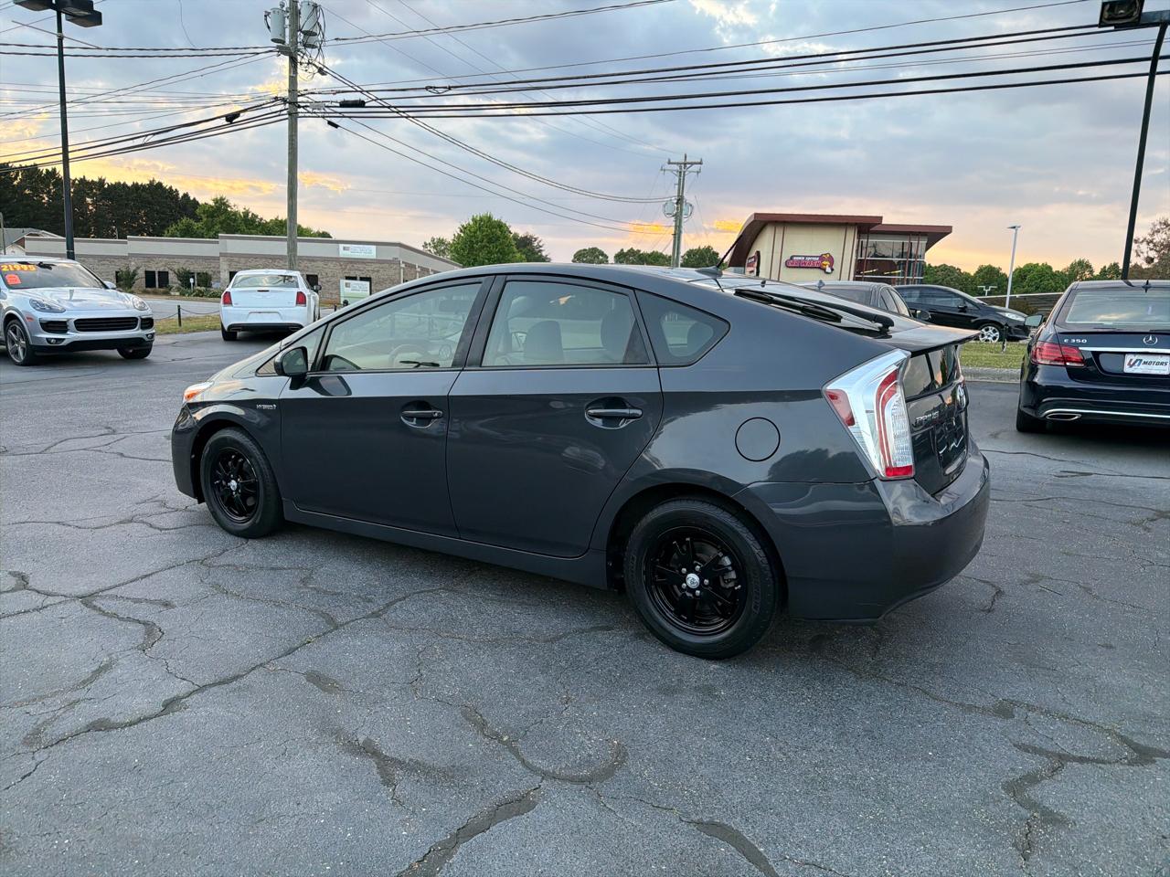 Toyota Prius 5dr HB Persona Series Special Edition (Natl) 2015