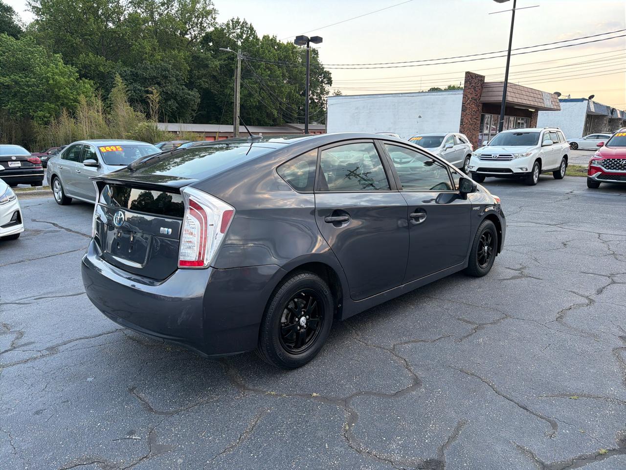 Toyota Prius 5dr HB Persona Series Special Edition (Natl) 2015