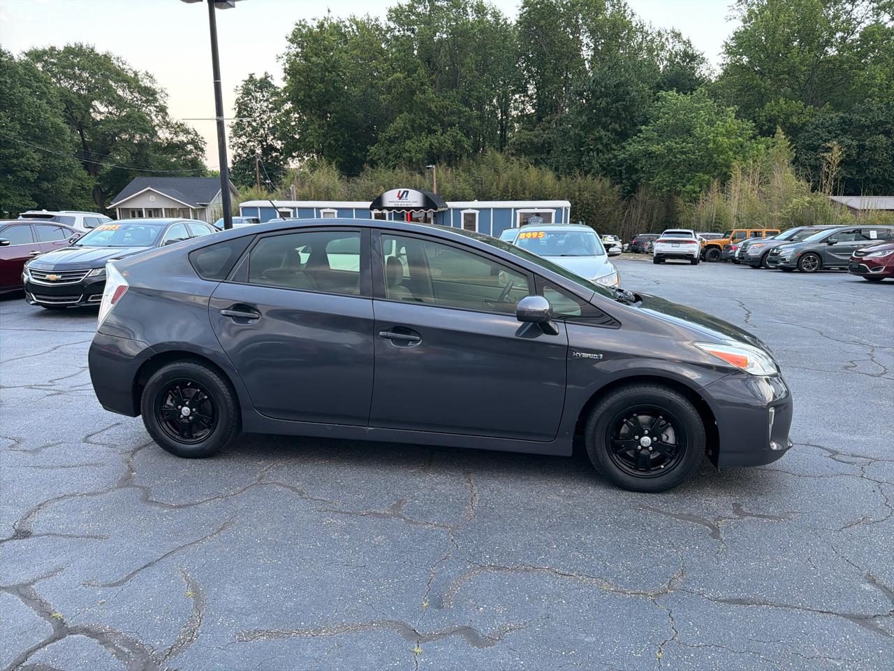 Toyota Prius 5dr HB Persona Series Special Edition (Natl) 2015