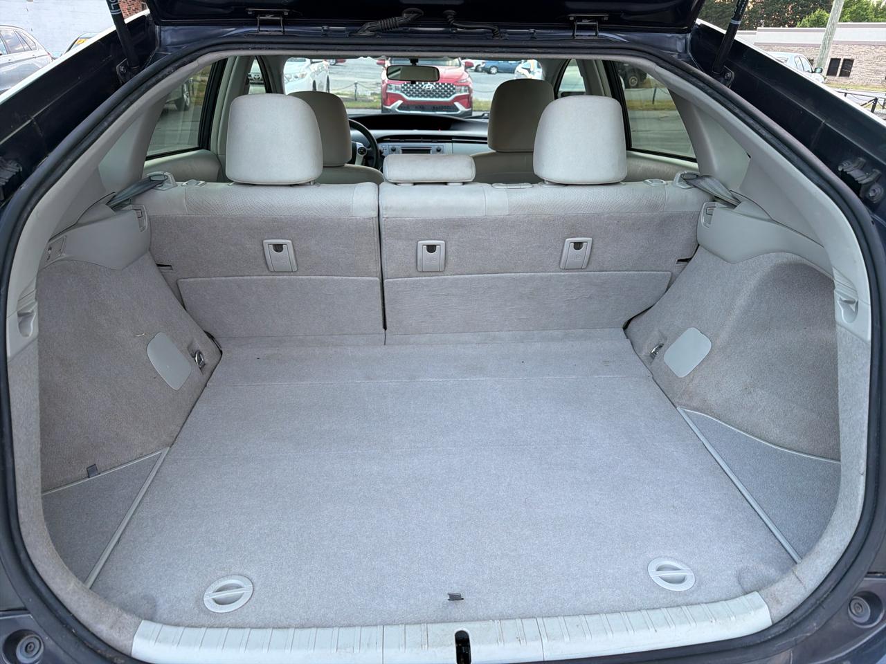 Toyota Prius 5dr HB Persona Series Special Edition (Natl) 2015