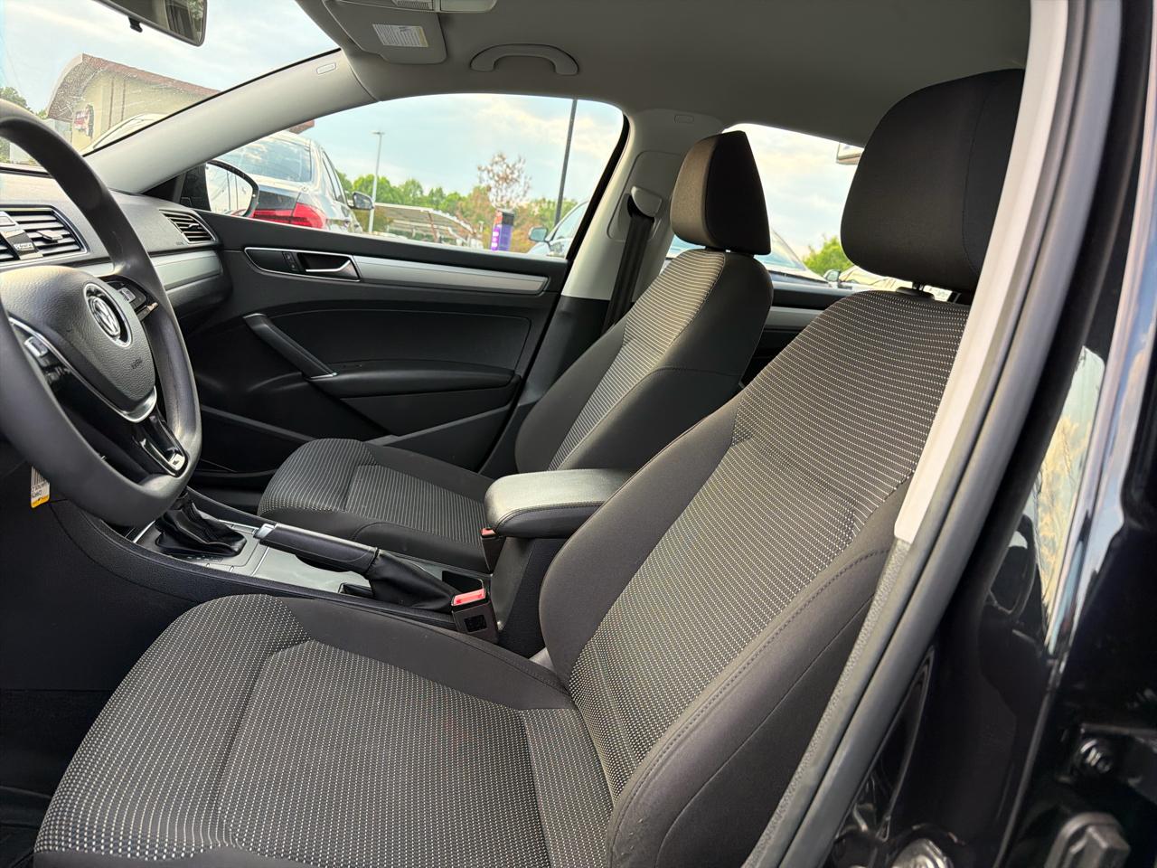 Volkswagen Passat 2.0T S Auto 2018