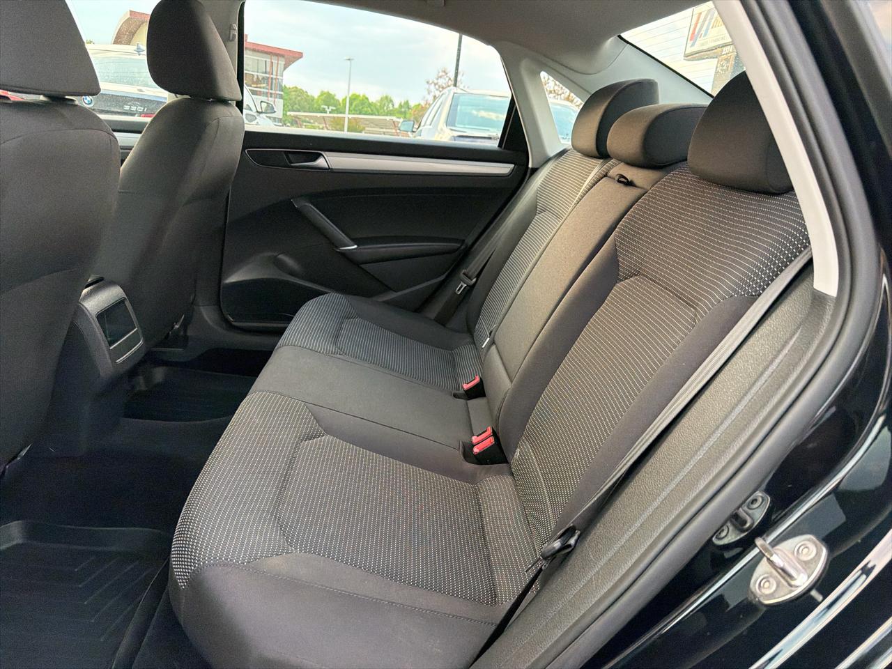 Volkswagen Passat 2.0T S Auto 2018