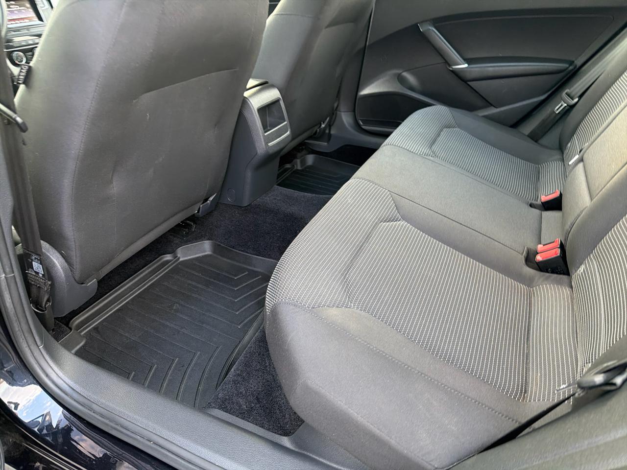 Volkswagen Passat 2.0T S Auto 2018