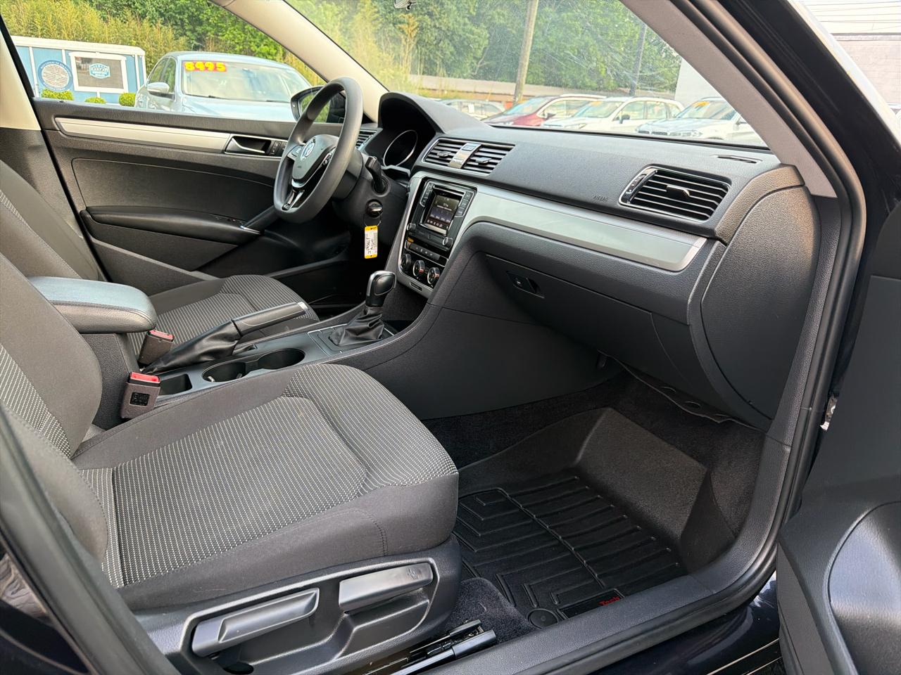 Volkswagen Passat 2.0T S Auto 2018