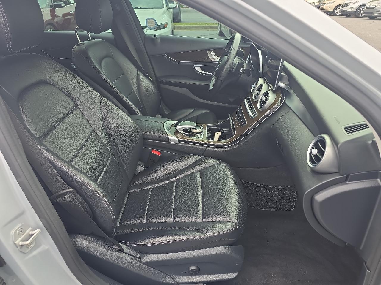 Mercedes-Benz C-Class 4dr Sdn C 300 RWD 2015