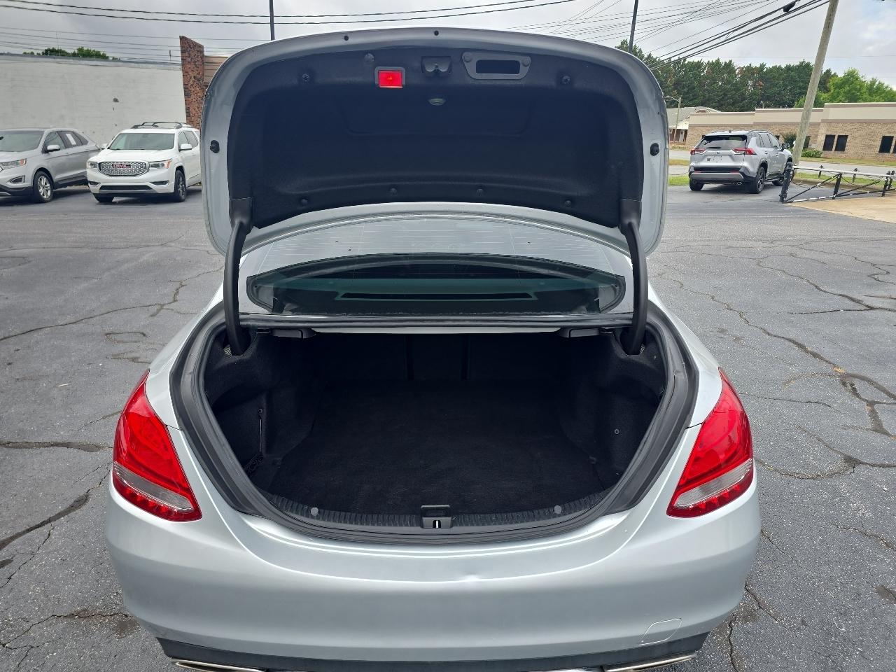Mercedes-Benz C-Class 4dr Sdn C 300 RWD 2015