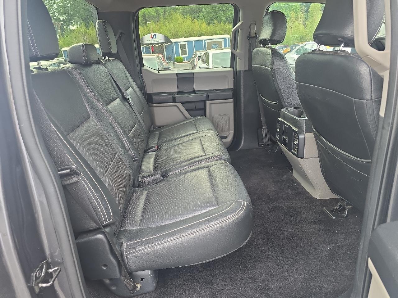 Ford F-150 Lariat 4WD SuperCrew 5.5' Box 2017