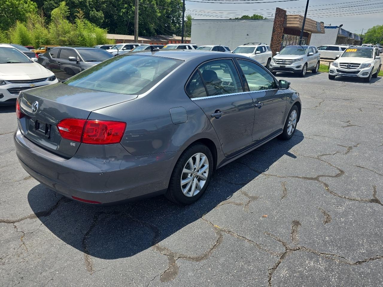 Volkswagen Jetta Sedan 4dr Auto SE PZEV 2014