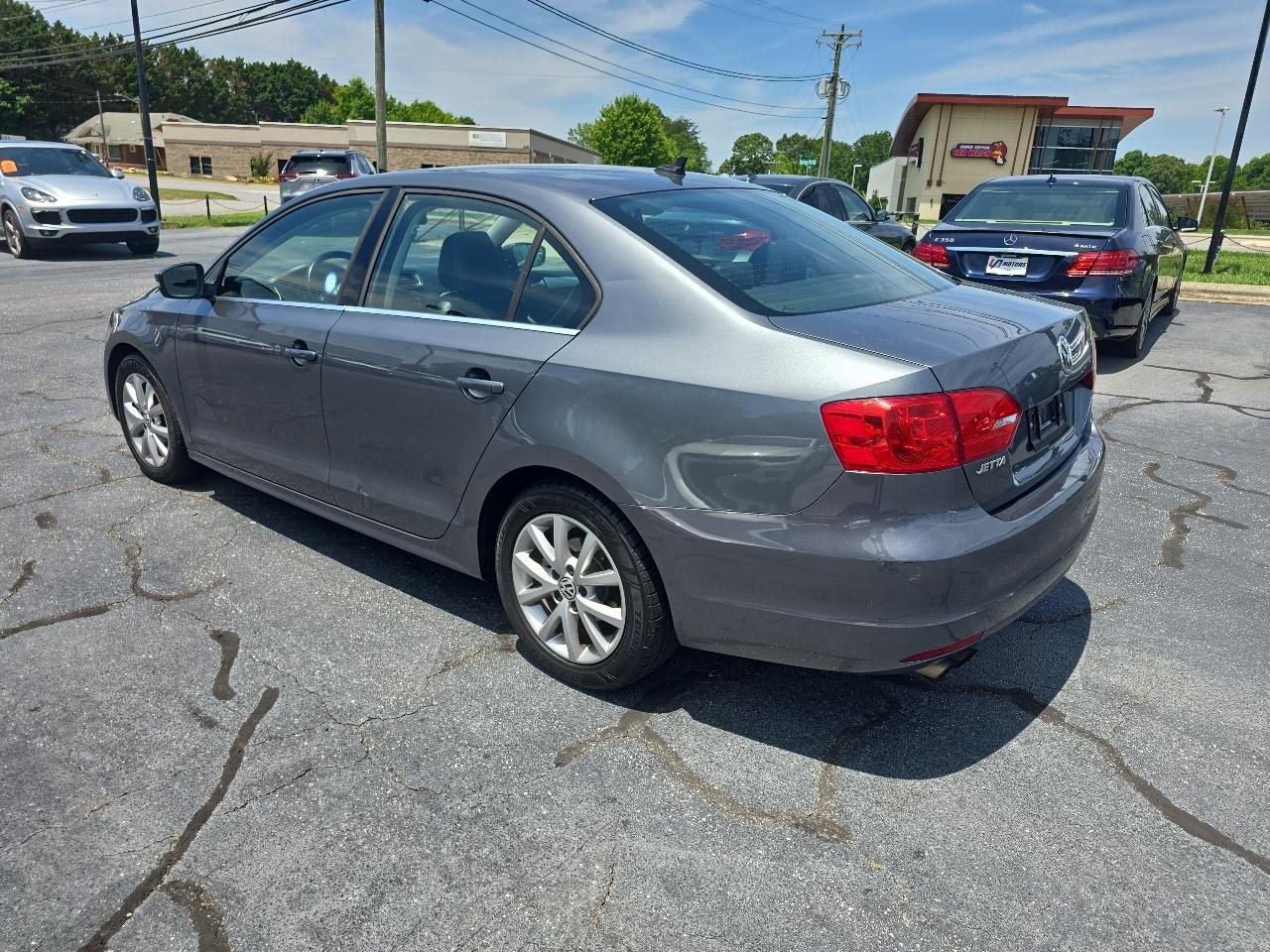 Volkswagen Jetta Sedan 4dr Auto SE PZEV 2014
